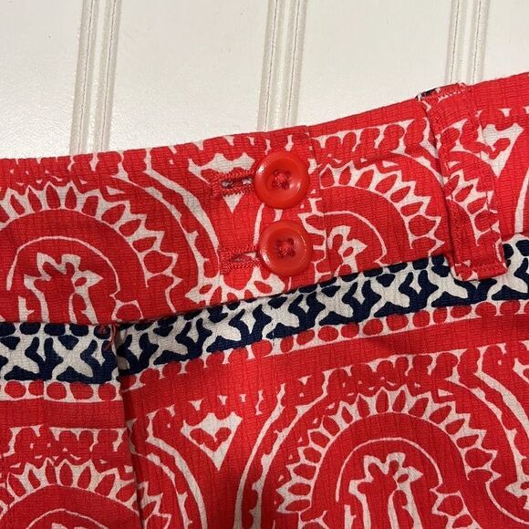 Vineyard Vines mid rise cotton shorts - Picture 2 of 6